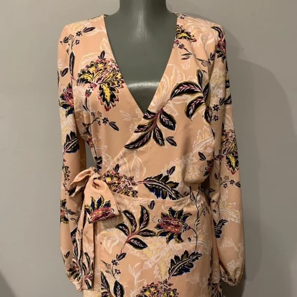 TJD pink floral wrap maxi dress - Picture 3 of 3